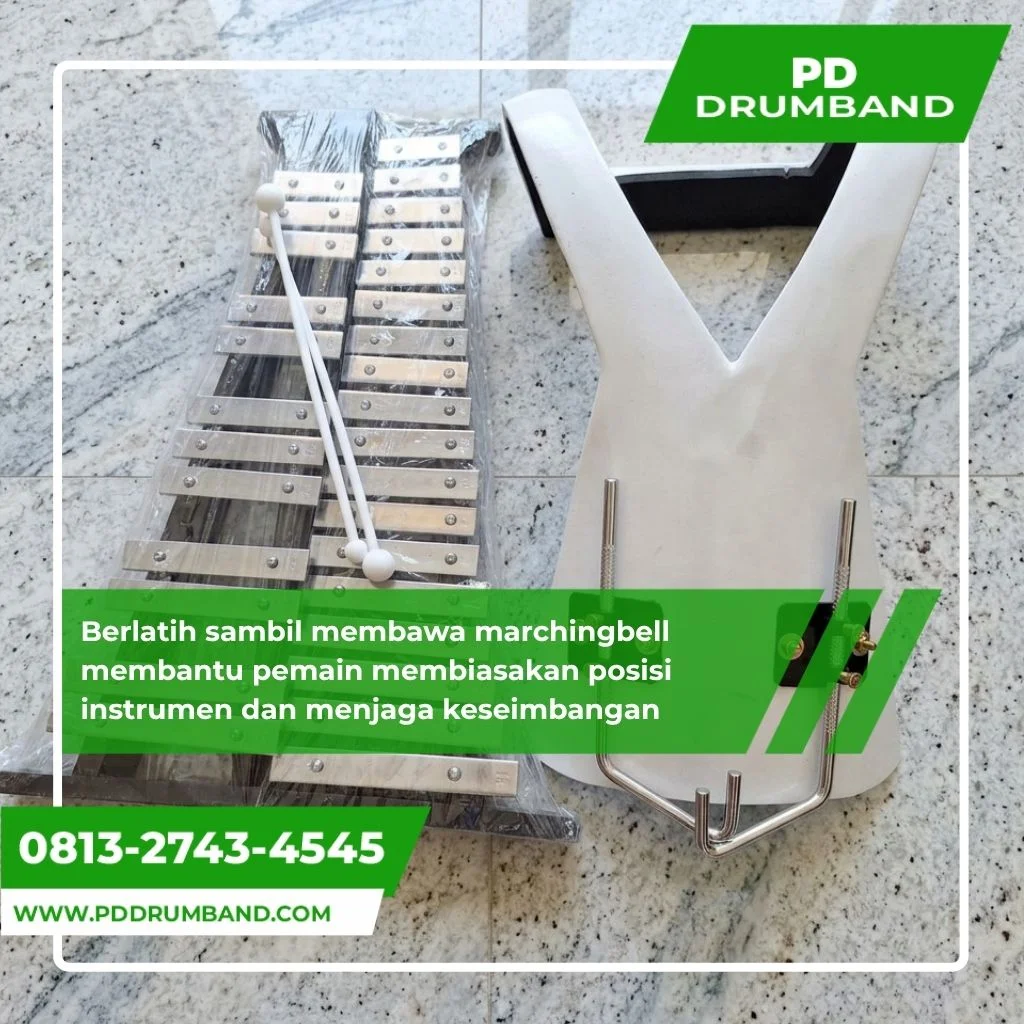 Berlatih Sambil Membawa Instrumen